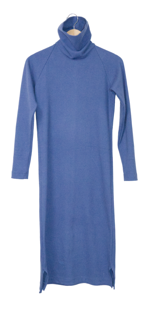 ラグランタートルネックワンピースMedium