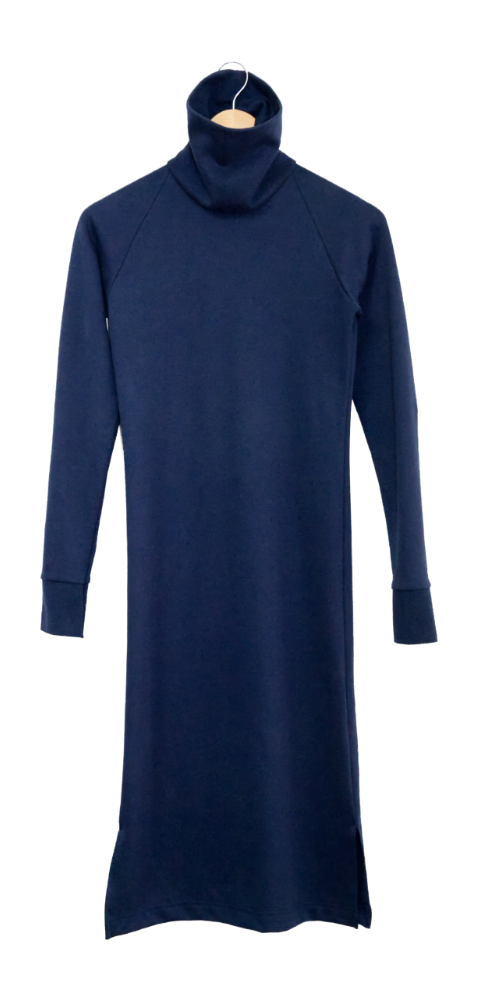 ラグランスリーブタートルネックワンピースS